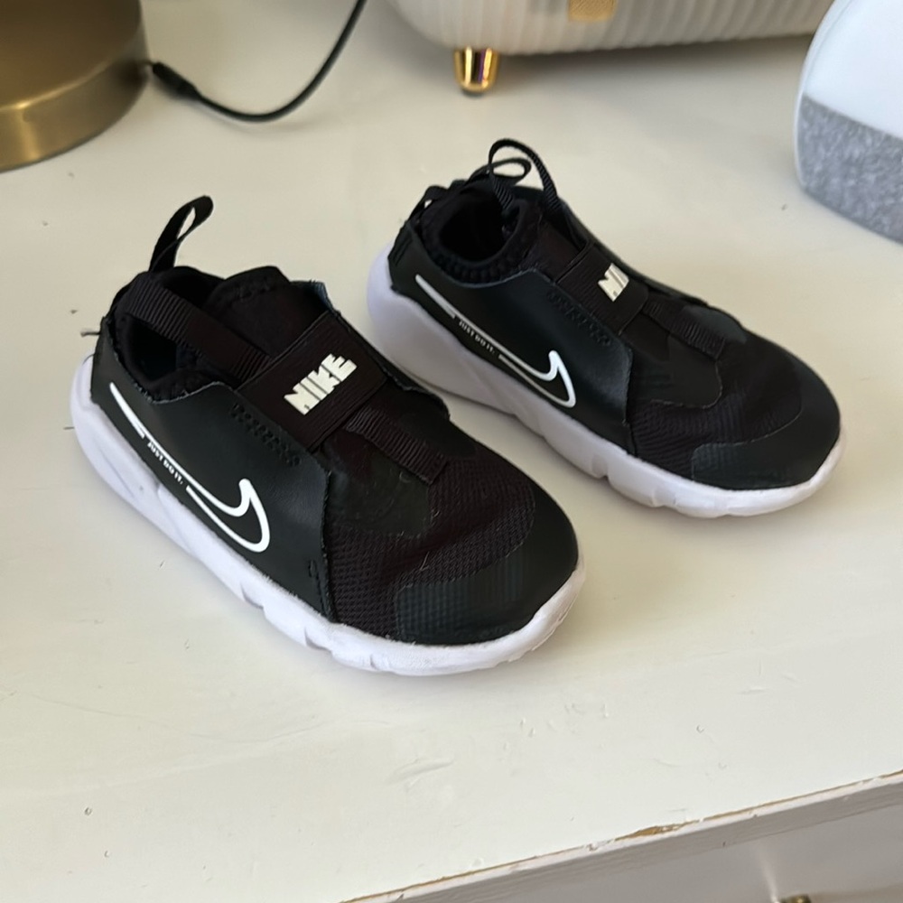 Nike Toddler Size 8